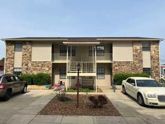 Maple Avenue Fourplexes Apartment for rent in Horse Cave, KY