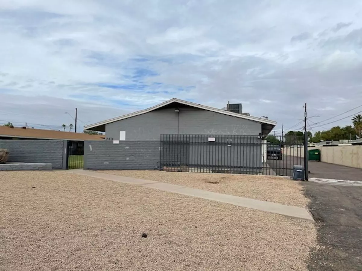 Beautiful One Bedroom Available. 1/2 Off First Months Rent Move In Promotion Apartment for rent in Phoenix, AZ