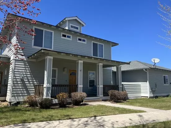 17th St., 1127 Nw - 01127-17th-00 Apartment for rent in Redmond, OR