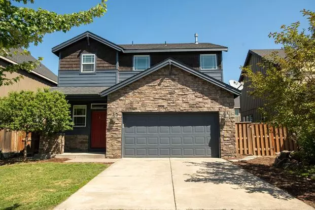 Light And Bright Beautiful 3 Bedroom Home! Apartment for rent in Bend, OR Light And Bright Beautiful 3 Bedroom Home! Apartment for rent in Bend, OR