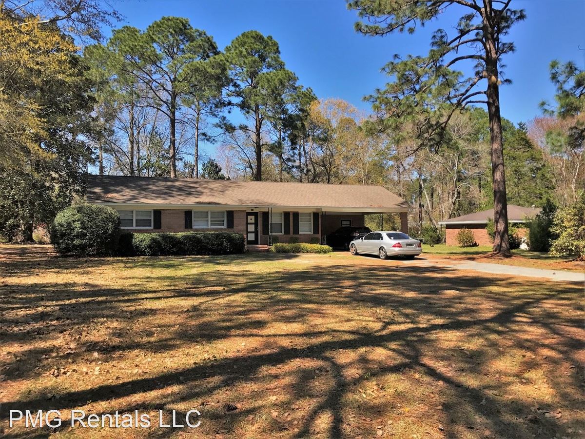 223 S Edgewood Dr Apartment for rent in Statesboro, GA