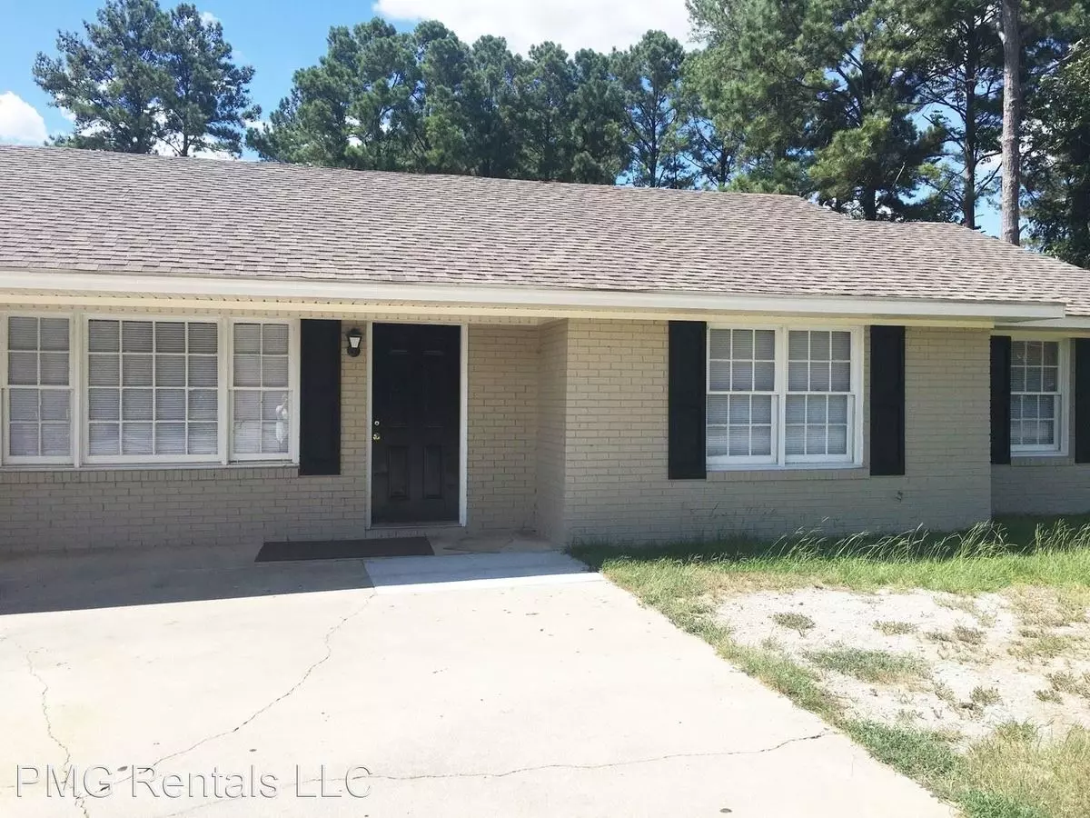 11 University Pl Apartment for rent in Statesboro, GA