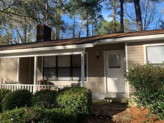 107 S Edgewood Dr Apartment for rent in Statesboro, GA