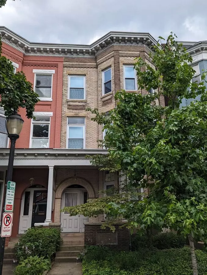 1609 W Grace St Apartment for rent in Richmond, VA