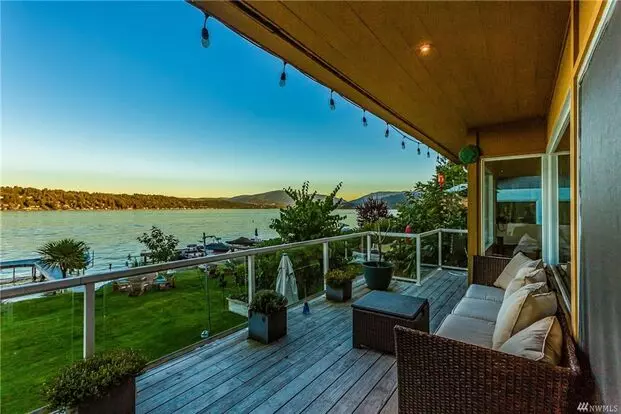 Stunning Lake Sammamish 50 Foot Waterfront Property For Lease In Bellevue Apartment for rent in Bellevue, WA Stunning Lake Sammamish 50 Foot Waterfront Property For Lease In Bellevue Apartment for rent in Bellevue, WA