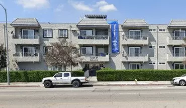 3 of 13 8155 Reseda Apartment for rent in Reseda, CA
