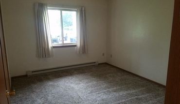 3013 Bongey Dr Apartment for rent in Menomonie, WI