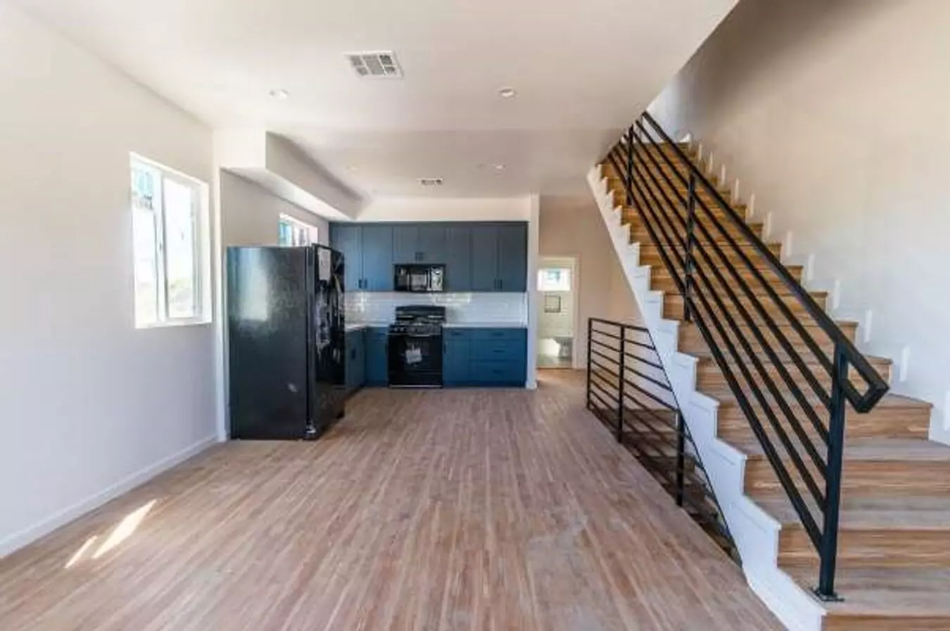 4br 3ba Modern Townhome In Prime Noho House for rent in North Hollywood, CA