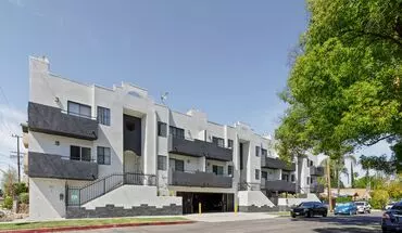 2 of 33 Gorgeous 2 Bed/2 Bath Apartment In Excellent Sherman Oaks Area! Apartment for rent in Sherman Oaks, CA