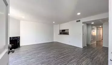 3 of 33 Gorgeous 2 Bed/2 Bath Apartment In Excellent Sherman Oaks Area! Apartment for rent in Sherman Oaks, CA