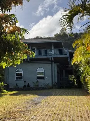 Prime Location, Large Custom Home Near Waimea Bay Apartment for rent in Haleiwa, HI
