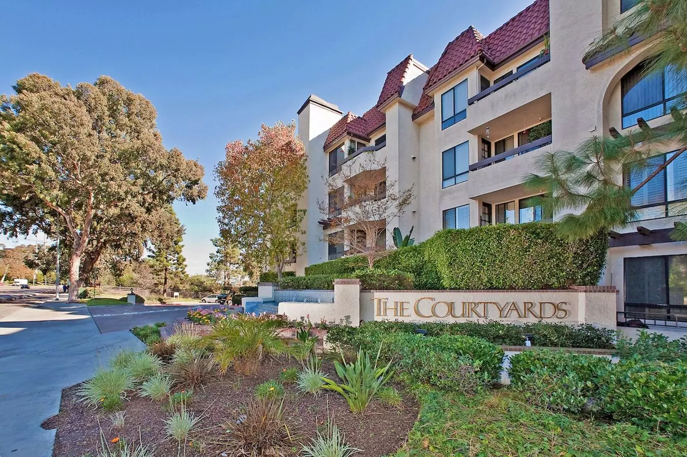 2br/1.5 Ba + Condominium @ The Courtyards Apartment for rent in San Diego, CA