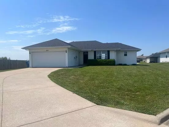 3 Bedroom 2 Bath Home In Clever, Mo! Apartment for rent in Clever, MO