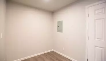 5 of 11 Broadway 4 PLEX Apartment for rent in Woodburn, OR