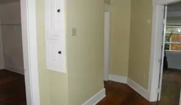 3 of 5 2097 Summit St House for rent in Columbus, OH