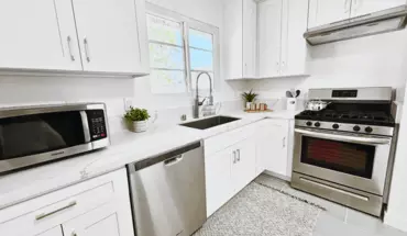 3 of 25 1553-1555 Riverside Dr Apartment for rent in Glendale, CA