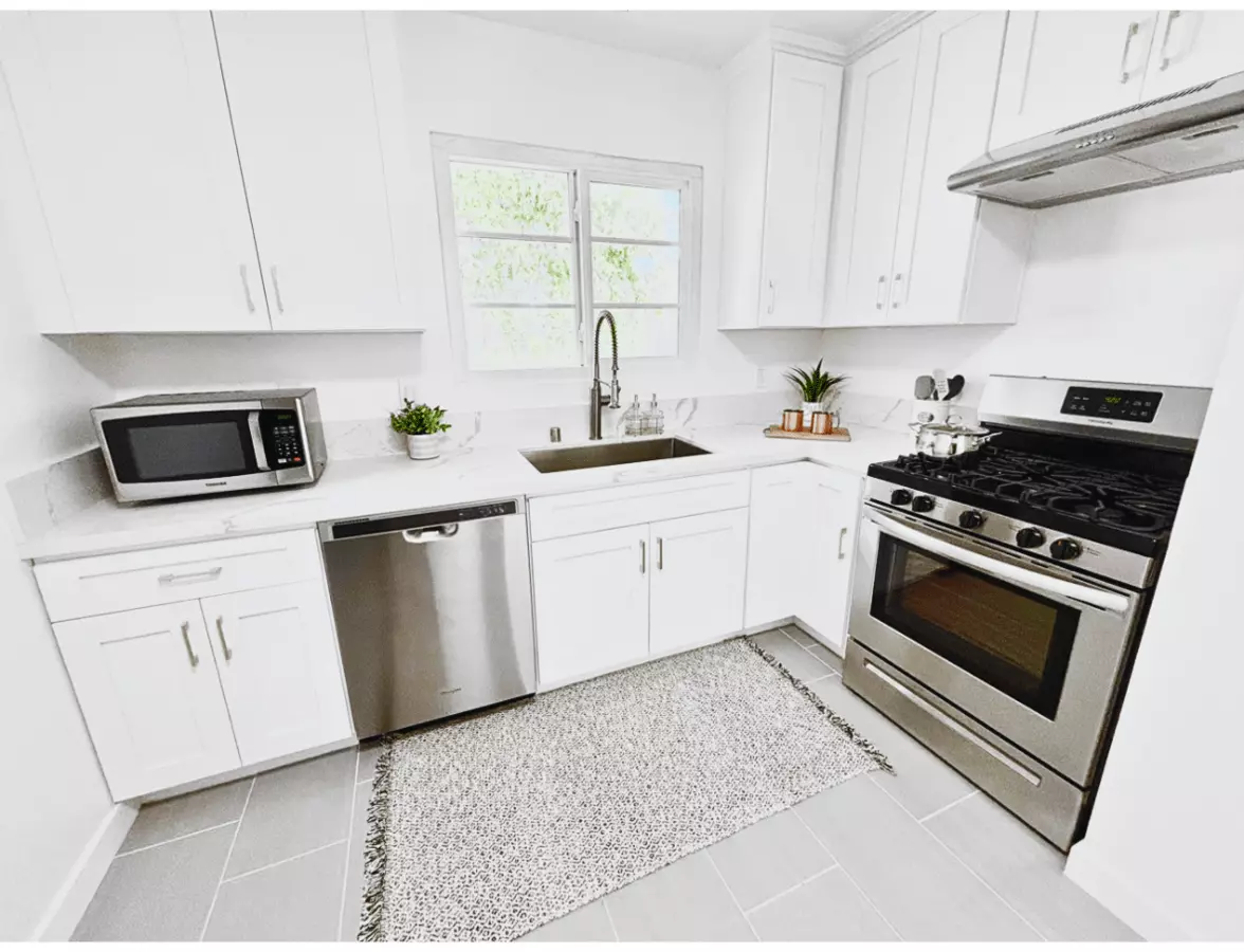 1553-1555 Riverside Dr Apartment for rent in Glendale, CA