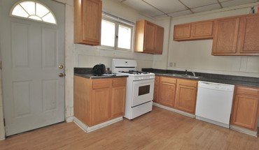 5 of 7 50-52 W. Patterson Apartment for rent in Columbus, OH