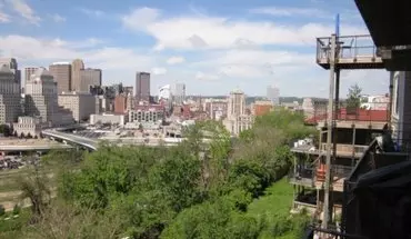 3 of 10 Oregon Mews Apartment for rent in Cincinnati, OH