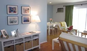 2 of 10 Oregon Mews Apartment for rent in Cincinnati, OH