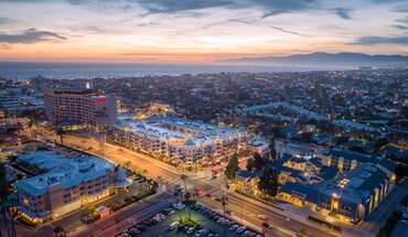 The Admiralty Apartment for rent in Marina Del Rey, CA