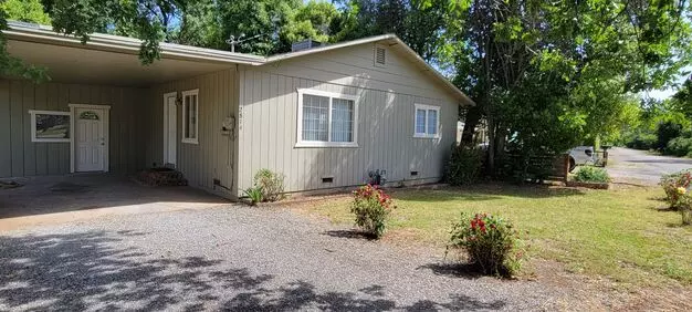 Spacious 2 Bedroom With Carport And Storage Shed Apartment for rent in Redding, CA