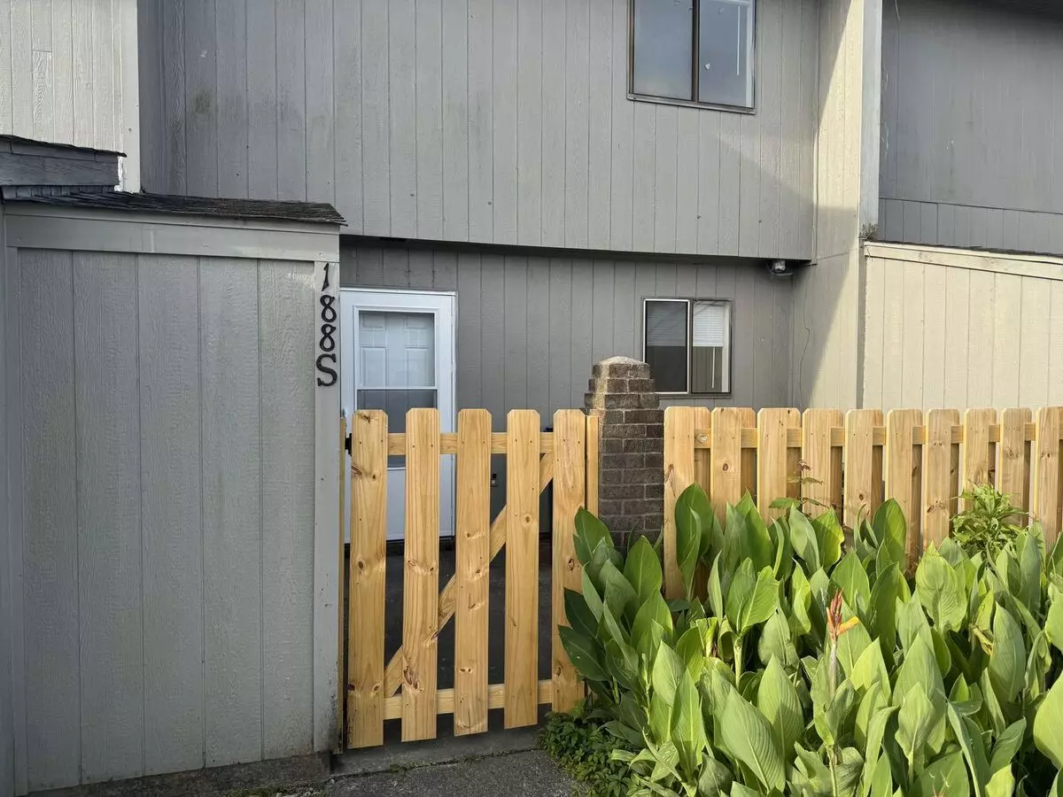 Pine Villa Apartment for rent in Havelock, NC