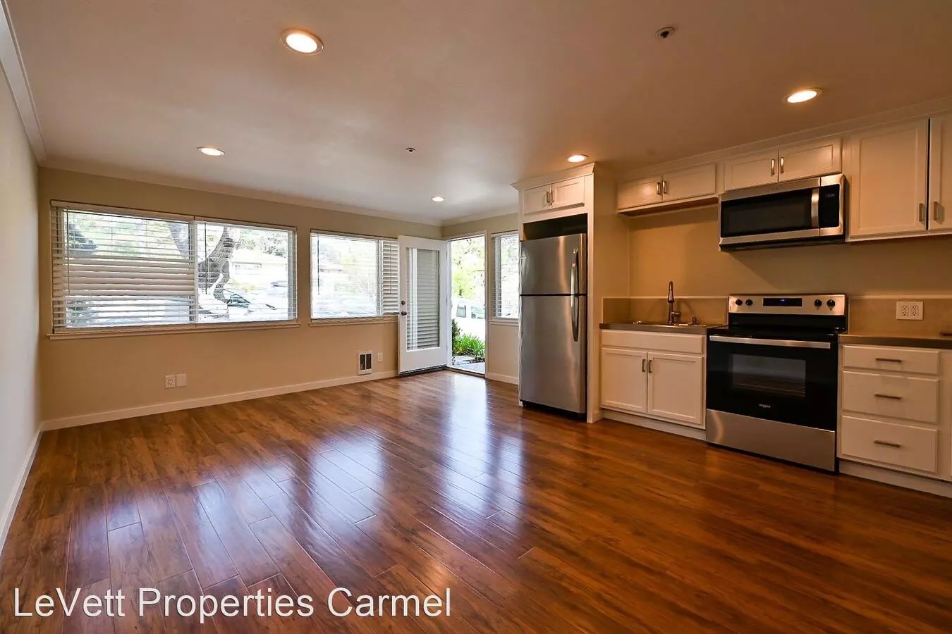 Junipero st. 3 NW of 5th ave. Apartment for rent in Carmel, CA