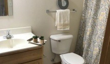 4 of 7 Arbor Glen Apartment for rent in Dubuque, IA