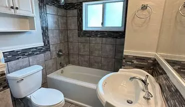 4 of 8 4632 E 85th St House for rent in Garfield Heights, OH