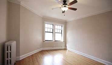 2 of 7 Sheridan Shores Apartment for rent in Chicago, IL