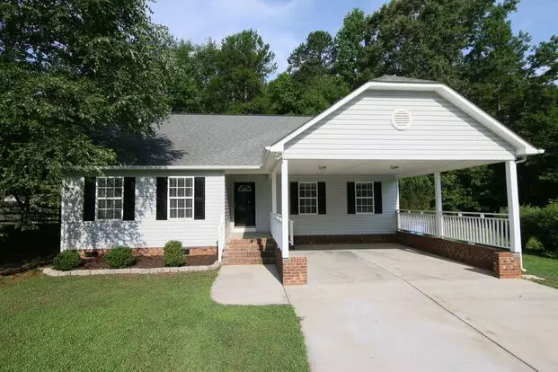 Exclusively Offered By Muse Realty, Llc Apartment for rent in Fort Mill, SC