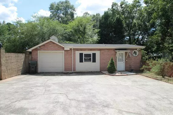 Exclusively Offered By Muse Realty, Llc Apartment for rent in Rock Hill, SC