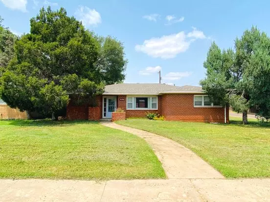 Great 3/2/2 Close To Texas Tech For Pre-lease! Apartment for rent in Lubbock, TX