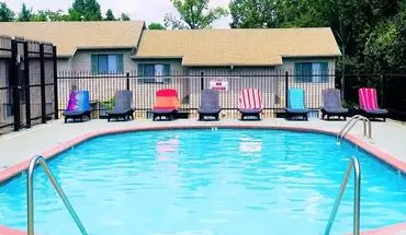 2 of 63 Ridgedale Townhomes Apartment for rent in Knoxville, TN