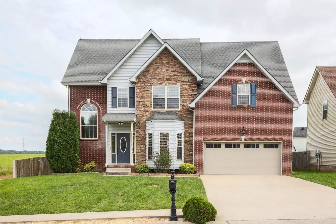 Super Views Of Kentucky While In Clarksville House for rent in Clarksville, TN