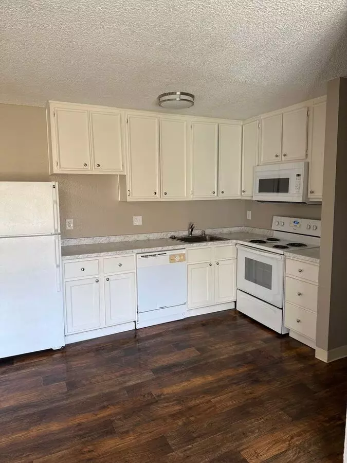 2080 W Ln Apartment for rent in Rancho Cordova, CA