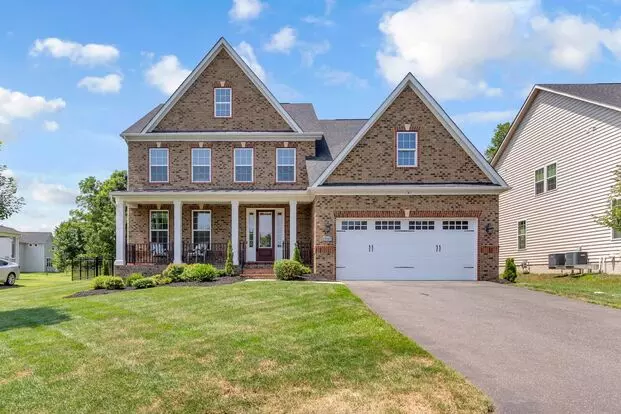 Exceptional Home In The Sought-after Community Of Oak Creek Club Apartment for rent in Upper Marlboro, MD