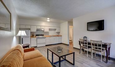 3 of 13 Siegel Suites - Craig Apartment for rent in Las Vegas, NV