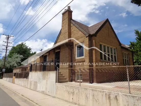 Duplex In The Highlands With Separate Garage & Full Basement! Apartment for rent in Denver, CO