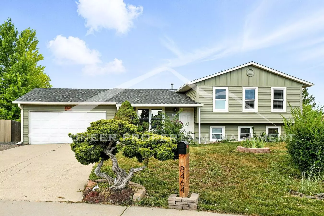 Charming Home With Washer/dryer And Fenced In Yard House for rent in Arvada, CO