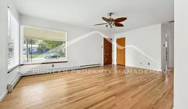 4 of 21 Beautiful Home With Washer/dryer And Fenced In Yard House for rent in Denver, CO