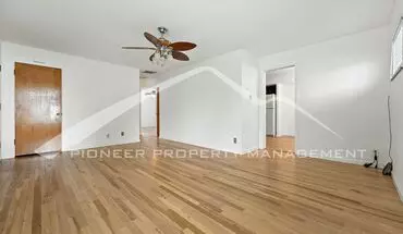 3 of 21 Beautiful Home With Washer/dryer And Fenced In Yard House for rent in Denver, CO