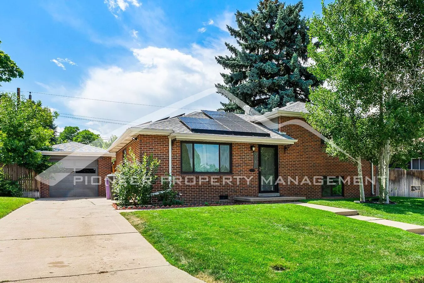 Charming Updated Home With Garage And Central Ac! House for rent in Denver, CO