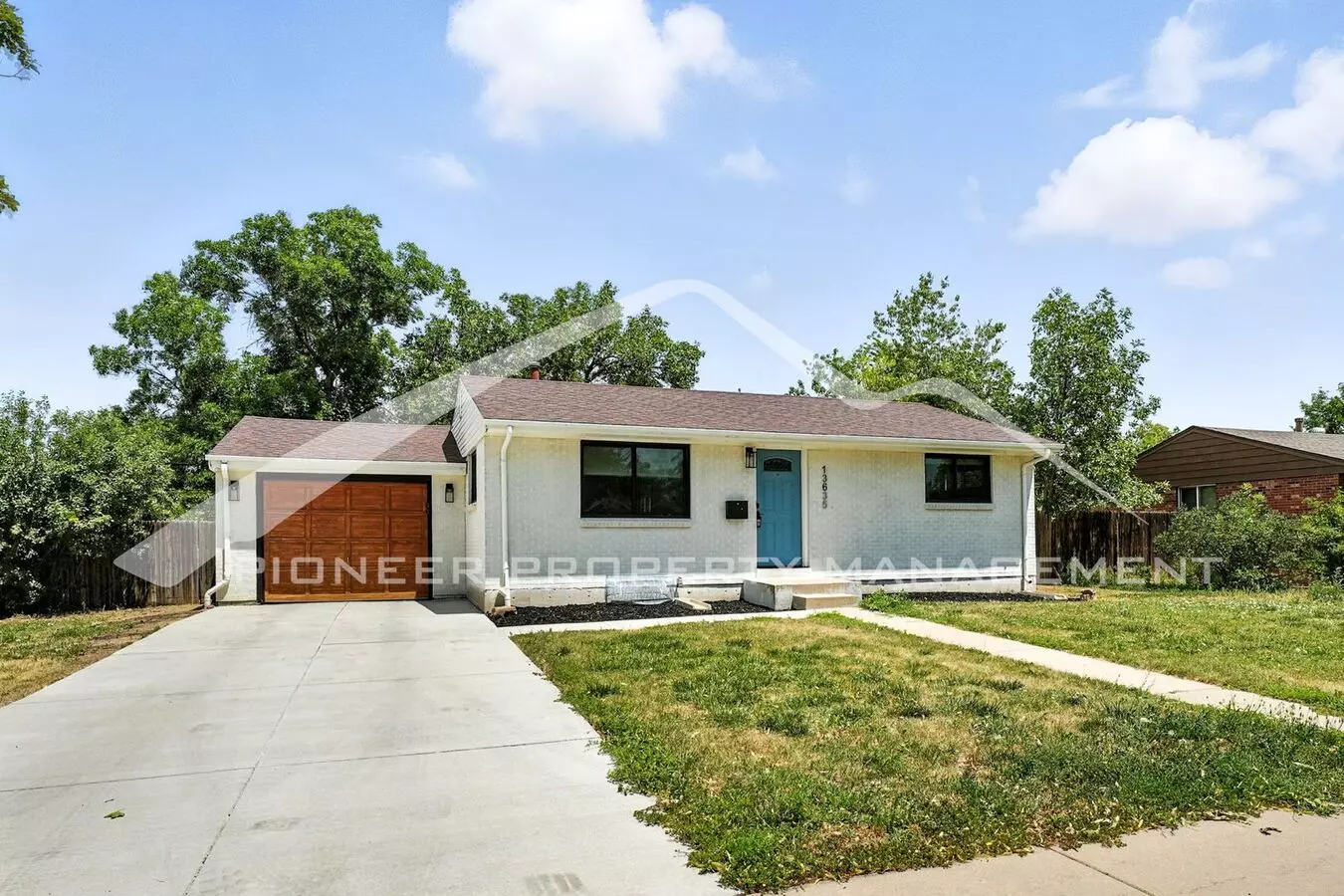 Charming Home With Central Ac And Fenced Yard House for rent in Aurora, CO