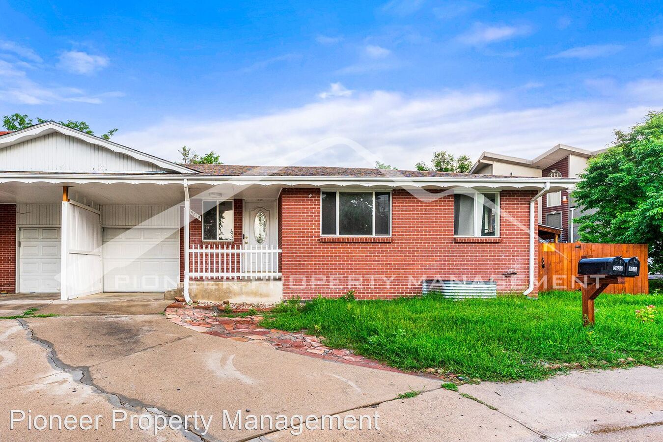 Spacious Half Duplex With 1 Car Garage And Yard Apartments Lakewood, CO
