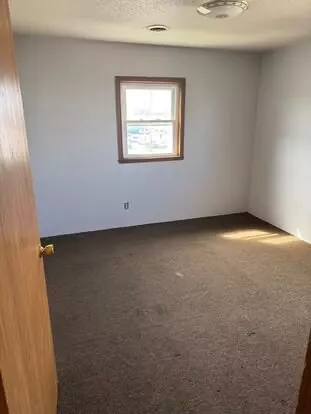 114 East 21st St 2nd Floor - 114 East 21st St 2nd floor Apartment for rent in Erie, PA