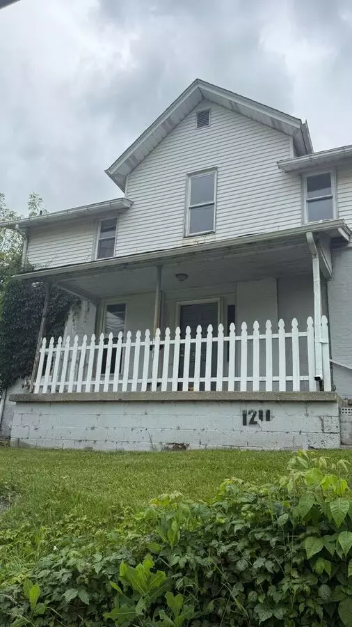 1211 Eastbrook Rd Apartment for rent in New Castle, PA