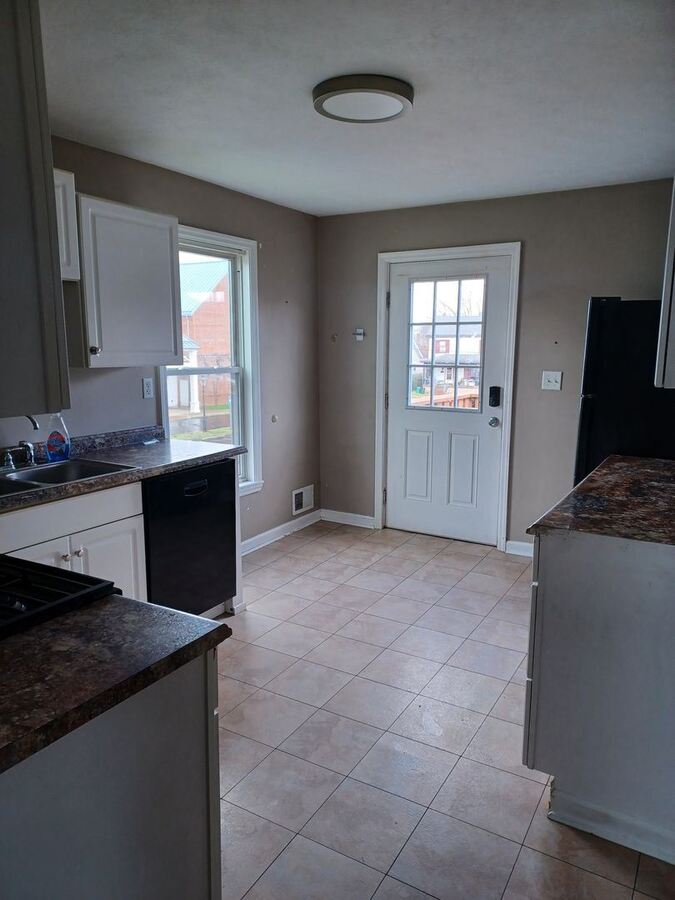 289 Laughlin St Ambridge, PA Apartment for Rent Rentable