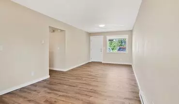 2 of 17 Midland Manor Real Apartment for rent in Cornelius, OR